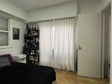Departamento en venta en CABA, San Nicolás - 2 amb con balcón 10mo piso