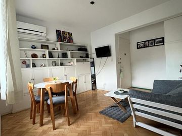 Departamento en venta en CABA, San Nicolás - 2 amb con balcón 10mo piso