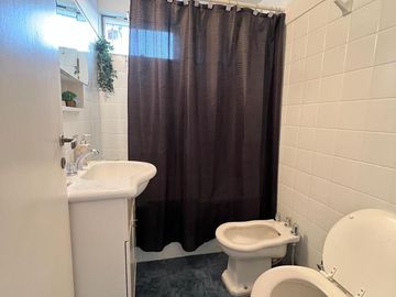 Departamento en venta en CABA, San Nicolás - 2 amb con balcón 10mo piso