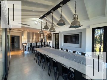 Casa en Alquiler amoblada EL yacht Nordelta 4 dormitorios