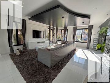 Casa en Alquiler amoblada EL yacht Nordelta 4 dormitorios