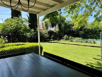 Casa en Venta 5 Ambientes en Senderos 1 - Pilar