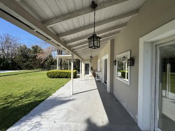 Casa en Venta 5 Ambientes en Senderos 1 - Pilar