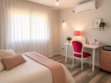 Casa en una planta | 4 dormitorios | Pileta climatizada | Lote de 800 m² | Escriturada