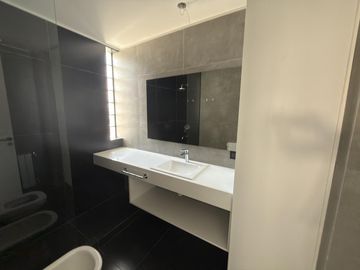 VENTA| Departamento 1 Dorm. con Escritorio en Casanova 5 - TBU49880 AP8589076