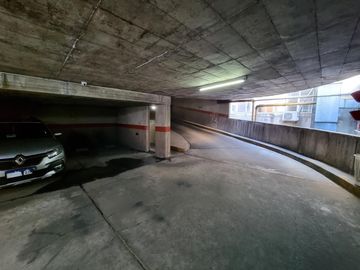 Cochera en venta en Villa Crespo, CABA, Av. San Martin