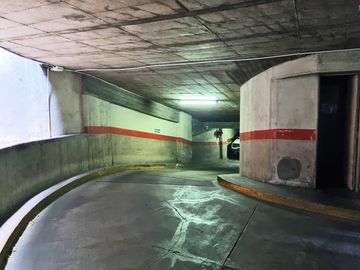 Cochera en venta en Villa Crespo, CABA, Av. San Martin