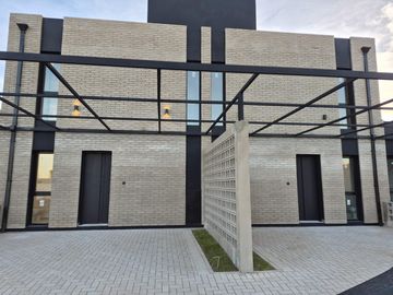 Duplex en Venta en Quebrada de Manantiales. 2 dormitorios,2 baños