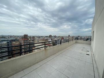 MONOAMBIENTE C/COCHERA EN EXCLUSIVA TORRE PILETA SUM GIMNASIO