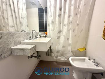 MONOAMBIENTE C/COCHERA EN EXCLUSIVA TORRE PILETA SUM GIMNASIO