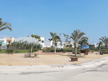 Casa en venta en Veracruz con Hab. en P.B. Fracc. Las Palmas