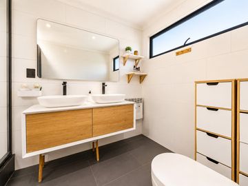 Verbo Divino- Casa Remodelada - Novación Hipotecario