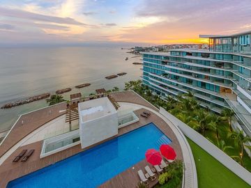 OPORTUNIDAD! LUJOSO PENTHOUSE en Barlovento, Bucerias, Nayarit. En Venta