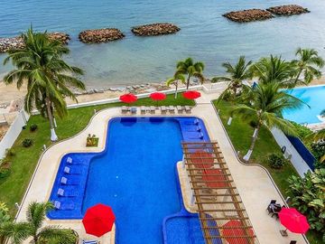 OPORTUNIDAD! LUJOSO PENTHOUSE en Barlovento, Bucerias, Nayarit. En Venta