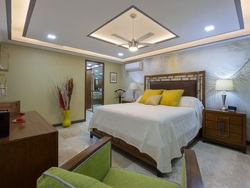OPORTUNIDAD! LUJOSO PENTHOUSE en Barlovento, Bucerias, Nayarit. En Venta
