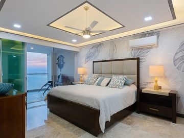 OPORTUNIDAD! LUJOSO PENTHOUSE en Barlovento, Bucerias, Nayarit. En Venta
