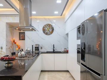 OPORTUNIDAD! LUJOSO PENTHOUSE en Barlovento, Bucerias, Nayarit. En Venta