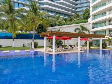 OPORTUNIDAD! LUJOSO PENTHOUSE en Barlovento, Bucerias, Nayarit. En Venta