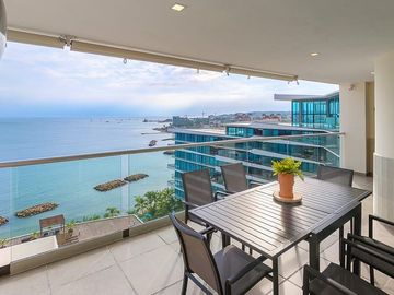 OPORTUNIDAD! LUJOSO PENTHOUSE en Barlovento, Bucerias, Nayarit. En Venta