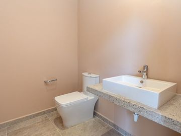 Casa de Lujo con 2 Residencias Independientes y Alberca en Todos Santos, La Paz