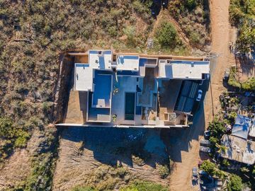Casa de Lujo con 2 Residencias Independientes y Alberca en Todos Santos, La Paz