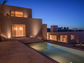 Casa de Lujo con 2 Residencias Independientes y Alberca en Todos Santos, La Paz