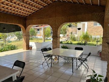 Casa de Campo en Venta, Fracc. El Roble, Jalisco.
