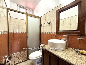 Casa de Campo en Venta, Fracc. El Roble, Jalisco.
