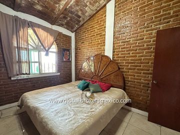 Casa de Campo en Venta, Fracc. El Roble, Jalisco.