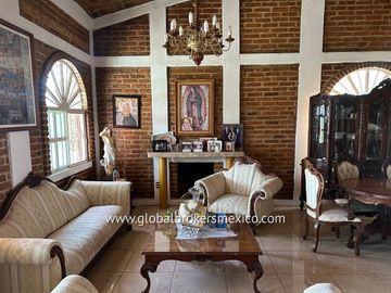 Casa de Campo en Venta, Fracc. El Roble, Jalisco.