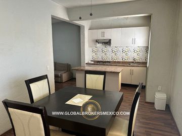 Bodega en Venta con Apartamento, Col. La Perla, Guadalajara, Jalisco.