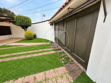 Av de los Deportes Arboledas
