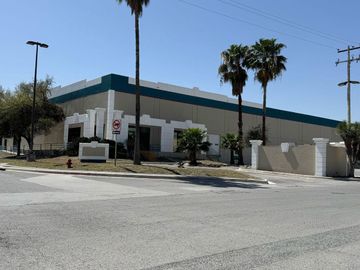 Nave en renta de 11,350m2 en Apodaca en parque en Miguel Alemán