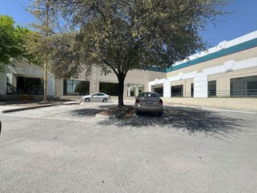 Nave en renta de 11,350m2 en Apodaca en parque en Miguel Alemán