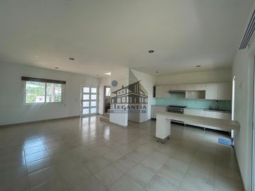 Casa renta Cond. Amaranto Ciudad Maderas El Marqués 16,000 FerIsl EMC
