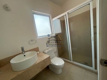 Casa renta Cond. Amaranto Ciudad Maderas El Marqués 16,000 FerIsl EMC