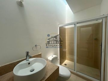 Casa renta Cond. Amaranto Ciudad Maderas El Marqués 16,000 FerIsl EMC