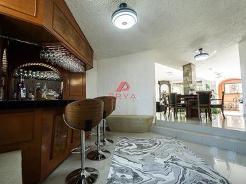Casa en renta semiamueblada de 1 piso en Club de Golf Santa Anita, Tlajomulco