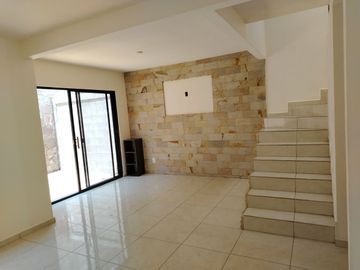 CASA EN RENTA EN EL MIRADOR