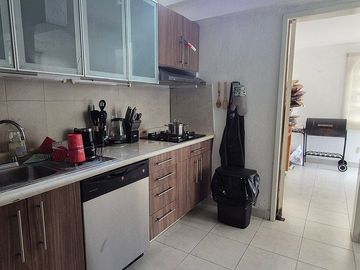 OPORTUNIDAD : CASA EN VENTA  EN LA HERRADURA
