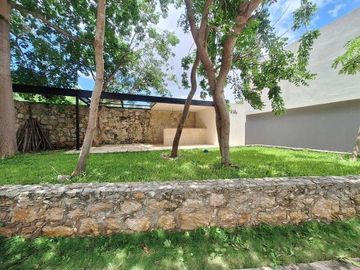 DEPARTAMENTO EN RENTA EQUIPADO Y CON TERRAZA EN PRIVADA MERIDA YUCATAN