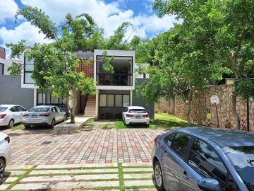 DEPARTAMENTO EN RENTA EQUIPADO Y CON TERRAZA EN PRIVADA MERIDA YUCATAN