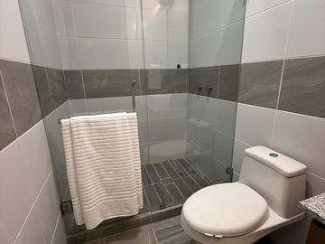 Departamento amueblado en RENTA en Cond. Argentina, Col. Moderna, Gdl.