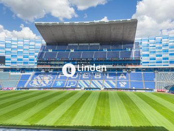 Palco Poniente 242, Estadio Cuauhtémoc, Parque industrial, Puebla.