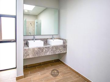 Casa en Venta para Inversionasta en Zen Life II