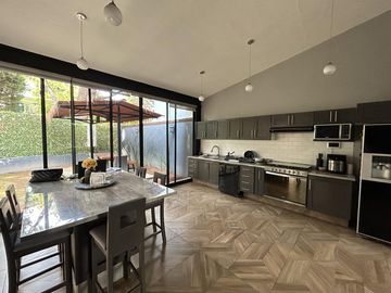 Casa en Fraccionamiento Bugambilias