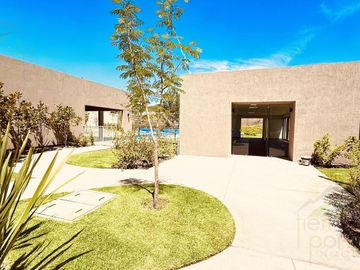 Depa en PB con Jardín y opción a 4 Recámaras en Zaru, Querétaro