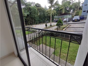 Venta Apartamento  Bella Montaña, COD. 9582396