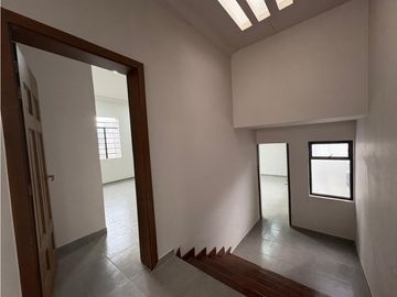 Alquiler local Avenida Santander, Manizales COD 8990957
