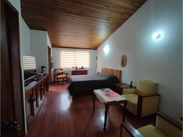Venta casa San marcel Manizales. COD. 9498976